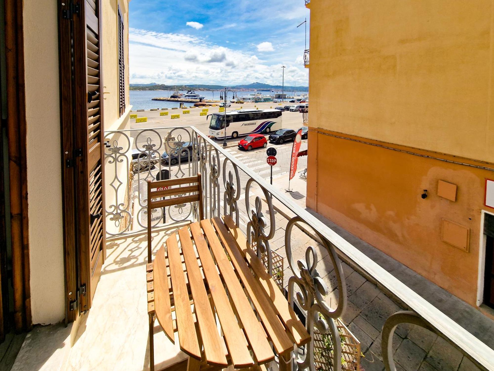 Il Caracolo Rooms Ла-Маддалена Экстерьер фото
